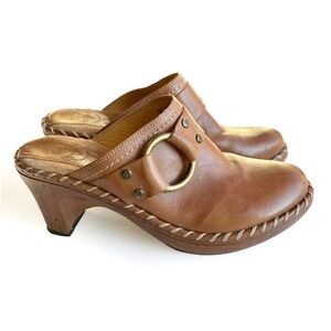 Frye Leather Clogs Charlotte 2 Ring Slip-Ons | Womens Size 8